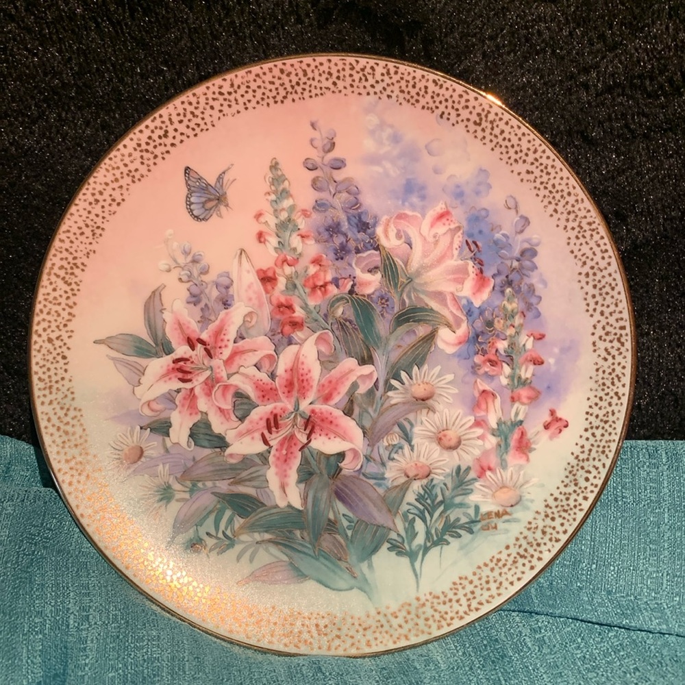 Vintage Artist Lena Liu Designer Plate “Lily Concerto”